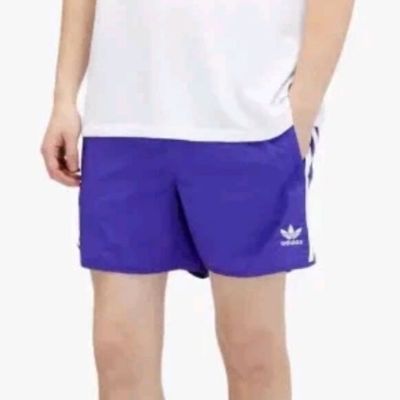 1251  NWT Men Adidas Adicolor Classics Sprinter Shorts Energy Ink - Picture 1 of 4